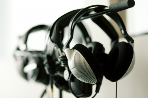 1. Schritt der Psychoakustik: Bestimmung des Status — Vergleich durch Aufnehmen, Abhören und Beurteilen. Kopfhörer - Psychoakustik durch Jurytest